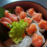 Nikky Sushi food
