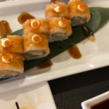 I-sushi food