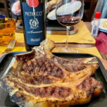 Tiflis Braceria Comida