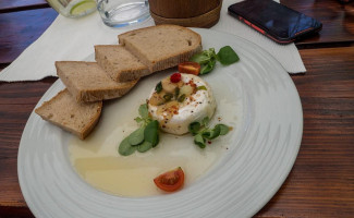 Restaurace Vcelarsky Dvur food