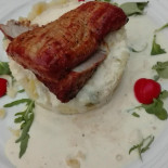 Restaurace Vcelarsky Dvur food