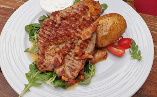 Restaurace Vcelarsky Dvur food