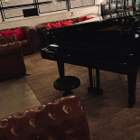 Lentini's Dentro