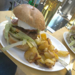 La Pizzoteca food