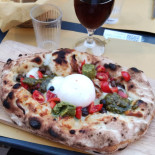 La Pizzoteca food