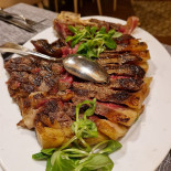 Karni Braci food
