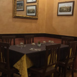 Leon D'oro À l'intérieur