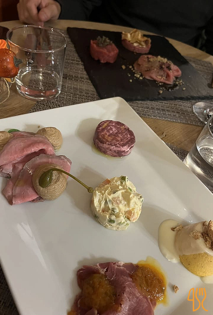 La Duja Ciriè Comida