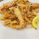 Lo Squalo Comida