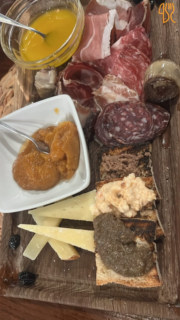 Giuncola Granaiolo Agriturismo Nourriture