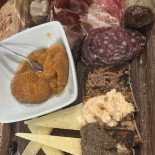 Giuncola Granaiolo Agriturismo Nourriture