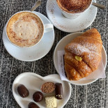 Chocolaterie Belge Artisanale De Jaeger food