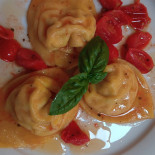 Palu Della Fava food