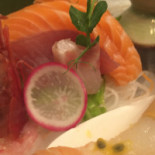 Eimi Sushi Fusion Comida
