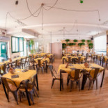 Bistro Di Via Ghislanzoni inside