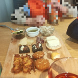 Duemilaeventi Comida