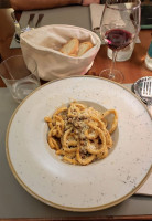 Il Labirinto Di Adriano food