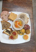 Il Labirinto Di Adriano food