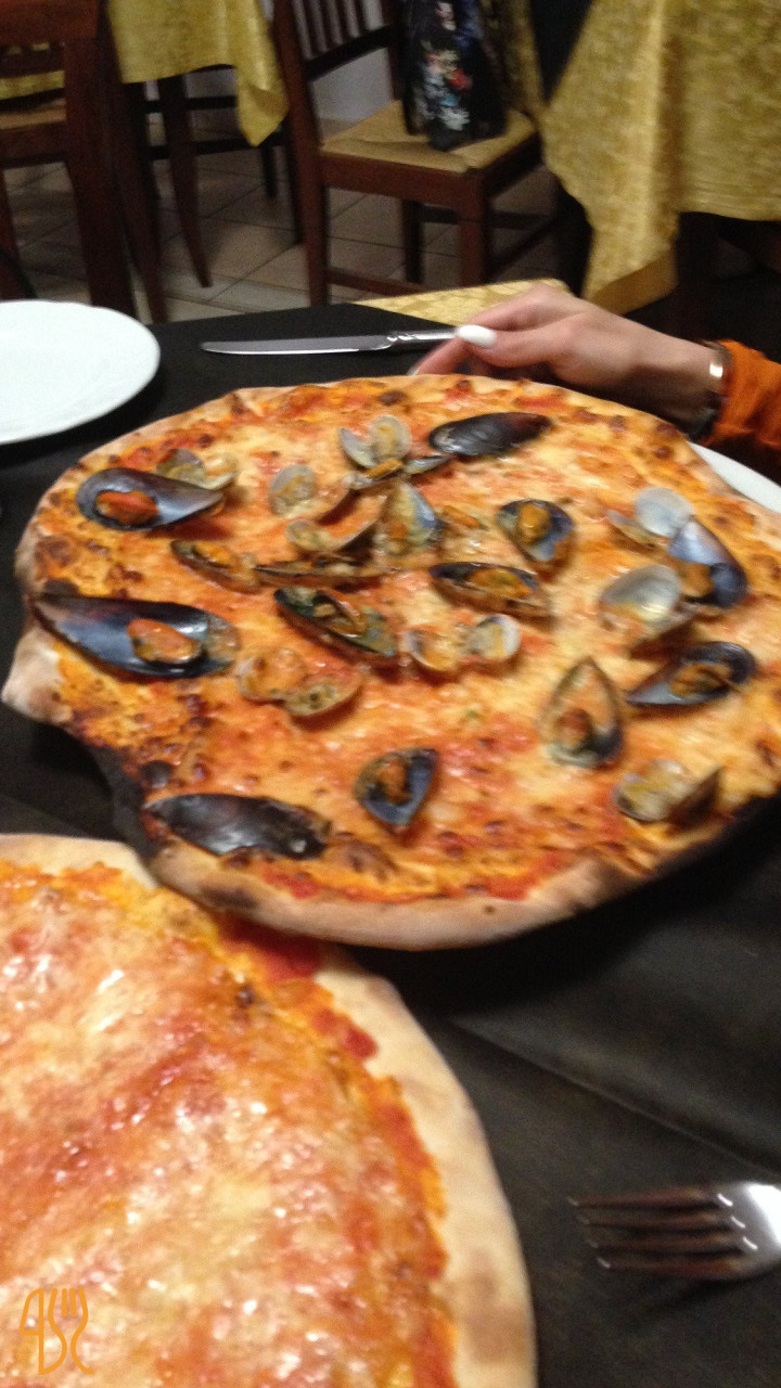 Pizzeria Sa Macinera Comida