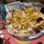 Gusto Pizza Bun Nourriture