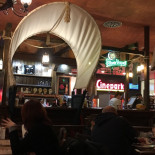 Old Wild West Dentro