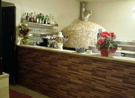 Pizzeria Week End inside