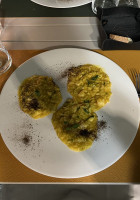 Hostaria food