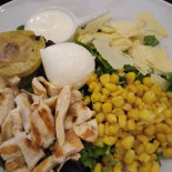 Gusto Tondo food