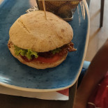 Gusto Tondo food
