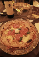 Metropizza Dalla Vecchia Zia Ada food