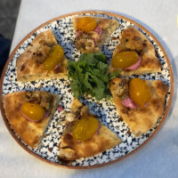 Metropizza Dalla Vecchia Zia Ada food