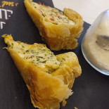 Bottega Del Tortellino food