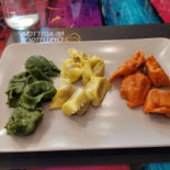 Bottega Del Tortellino food