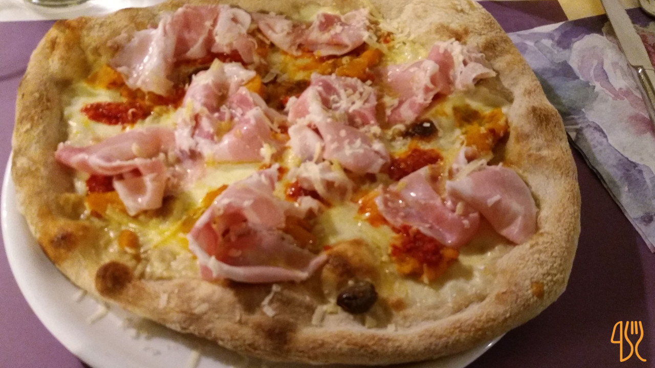 Al Ciaro De Luna Comida