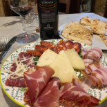 Orfeo Pizzeria Comida