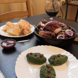 Dedaspuri Georgiano Wine Shop Comida