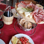 Borgo La Casetta food