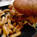 Pizzeria Hamburgeria Impatto Food