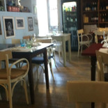 L'enoteca A Vino À l'intérieur