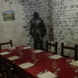 Cris À l'intérieur