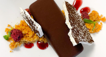 Oro Exclusive food