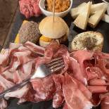 Cantina Vasari Comida
