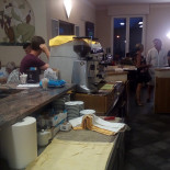 Al Tranvai inside
