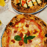 Pizzium Via Procaccini Comida