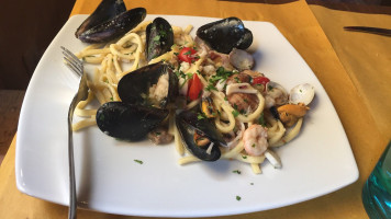 Enoteca De Macci food
