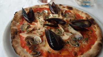 Cala Maro Di Pesce E Pizzeria food