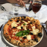 Momò Pizzeria Nourriture