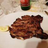 Hosteria Menelao food