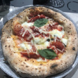 Squib Pizza More Nourriture