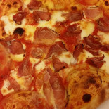 Pizzeria Nerone food